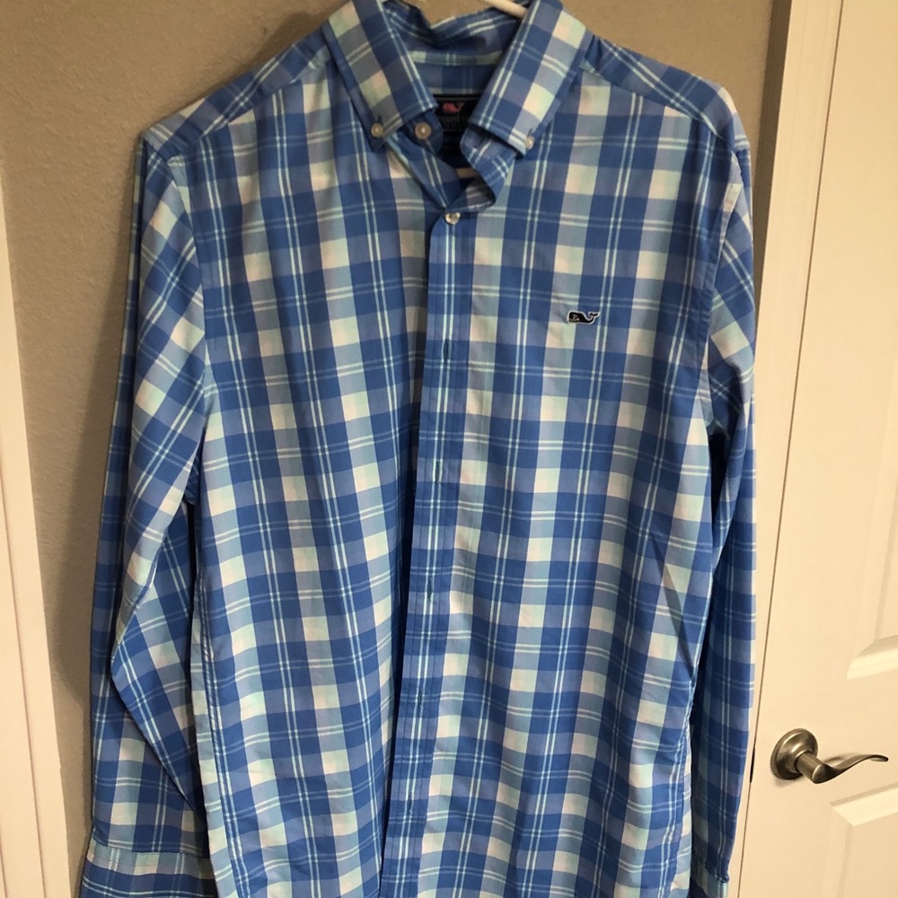 Vineyard vines button down dress shirt